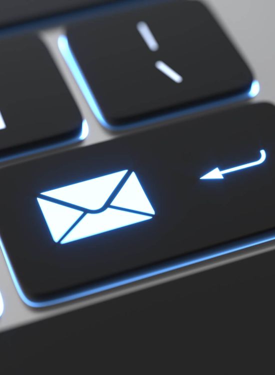 E-Mail Archivierung Tastatur Email 