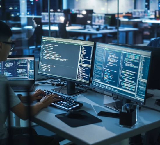 IT Support Frankfurt bei der Wartung von Arbeitsplatzsystemen